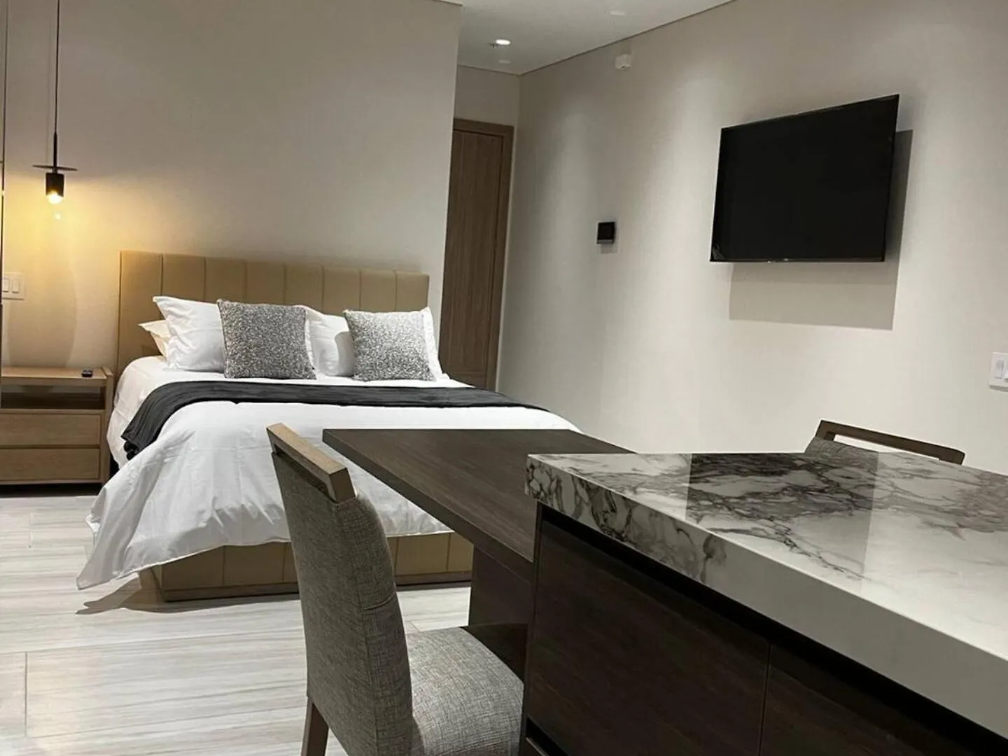 Le Parc Residences - Luxury Suites Quito Apartahotel